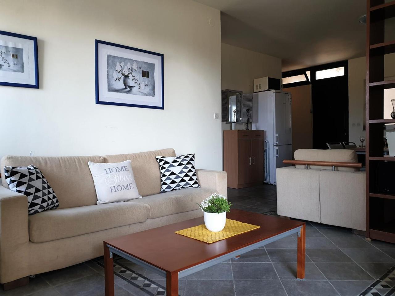 Apartments Bellevue โนวาลยา ภายนอก รูปภาพ